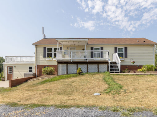 220 Snappy Ln. Winchester, VA 22602